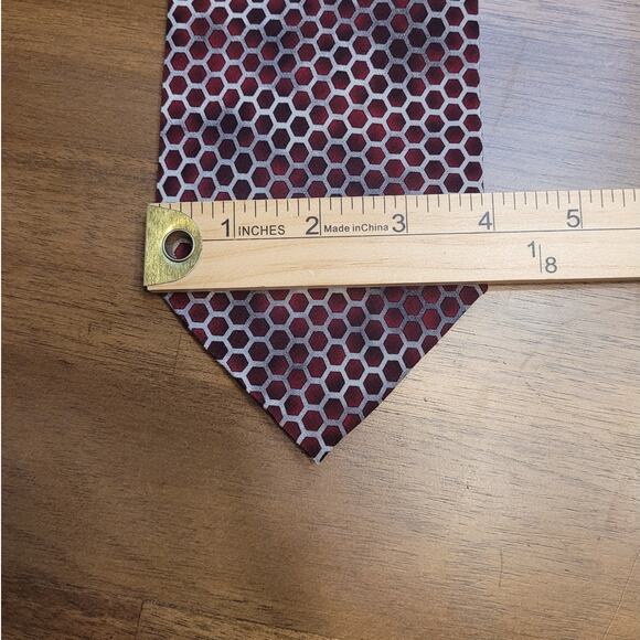 VTG 1996 Grateful Dead Silk Tie | Red Samson & Delilah 7th Set | 58” x 4” - Picture 9 of 11